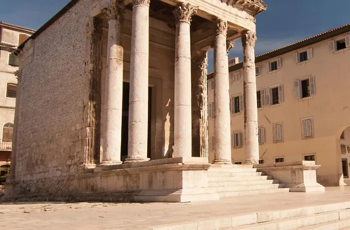 Jadranka Pula